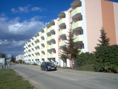 Pronájem bytu 1+1 s lodžií a sklepem Šlapanice, Švehlova